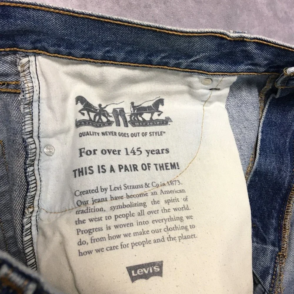 Levis‎ Mens 505 Regular Fit Blue Jeans size 40x29 Cotton Denim Pants Zipper Fly